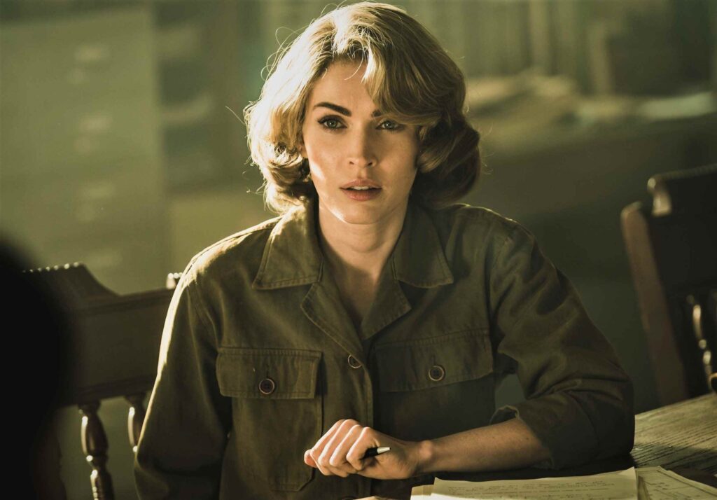 Marguerite Higgins (Megan Fox) in the Korean action/war film The Battle of Jangsari (2019).