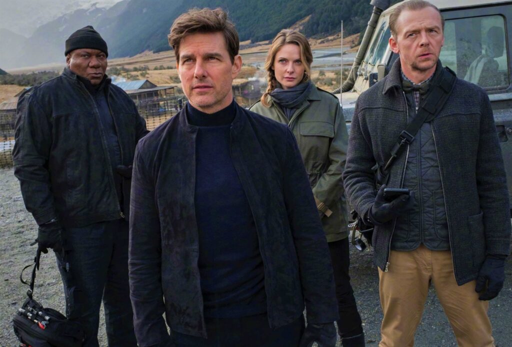 Ving Rhames, Tom Cruise, Rebecca Ferguson and Simon Pegg in the action film Mission Impossible.