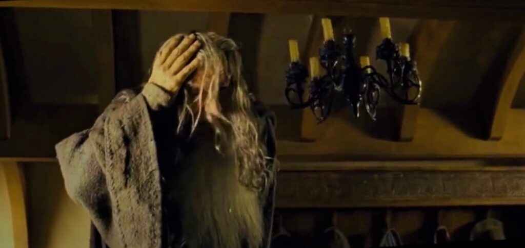 Gandalf bangs his head in the house of Bilbo Baggins