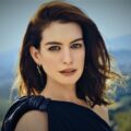 the sexy American actress Anne Hathaway latest picture