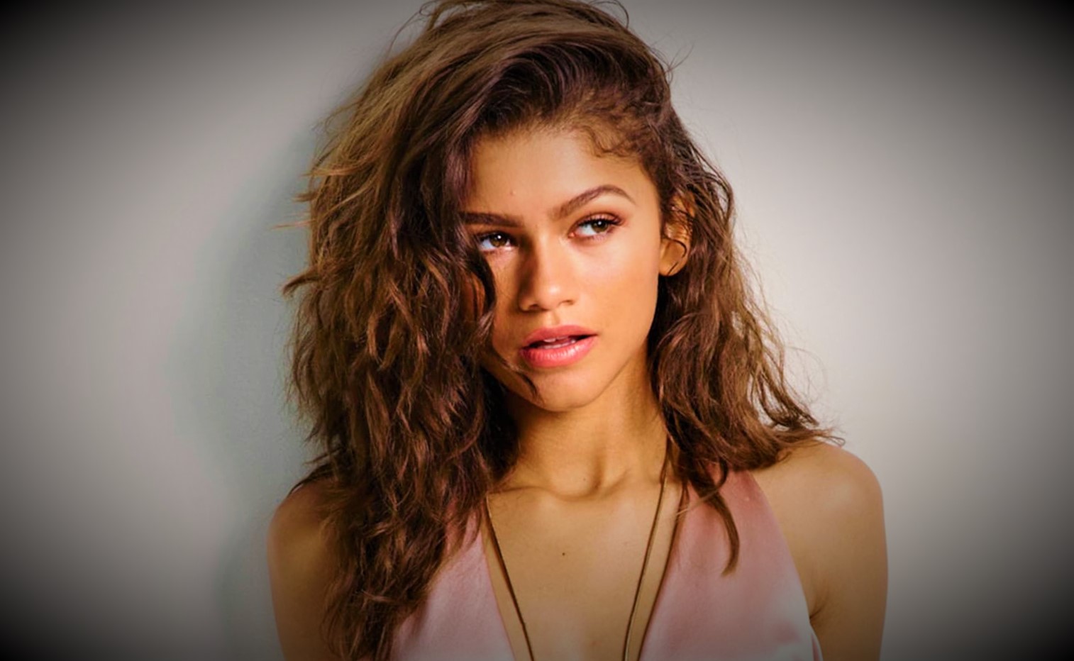 hot and young American actress Zendaya latest HD picture