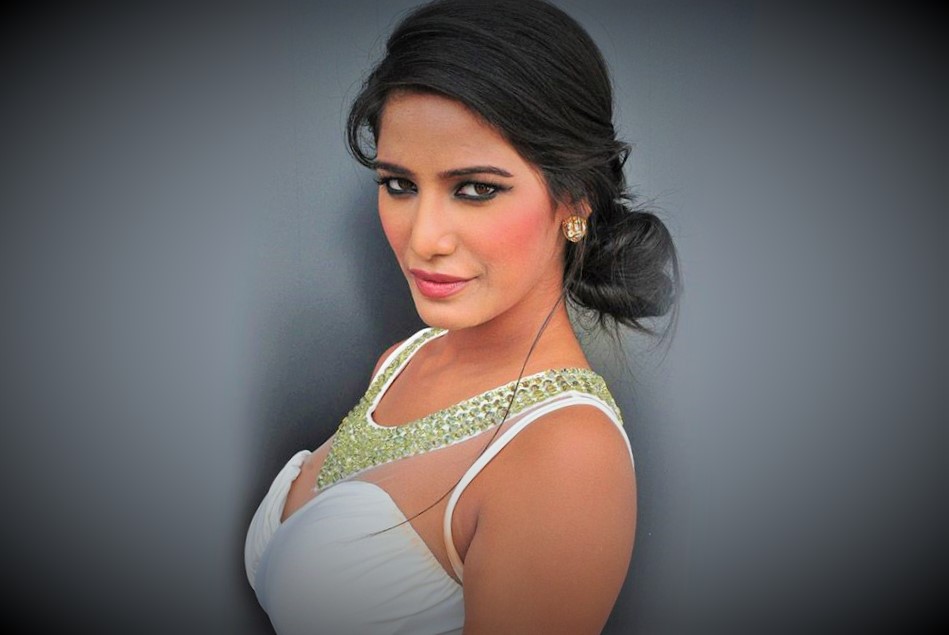 hot picture of Poonam Pandey