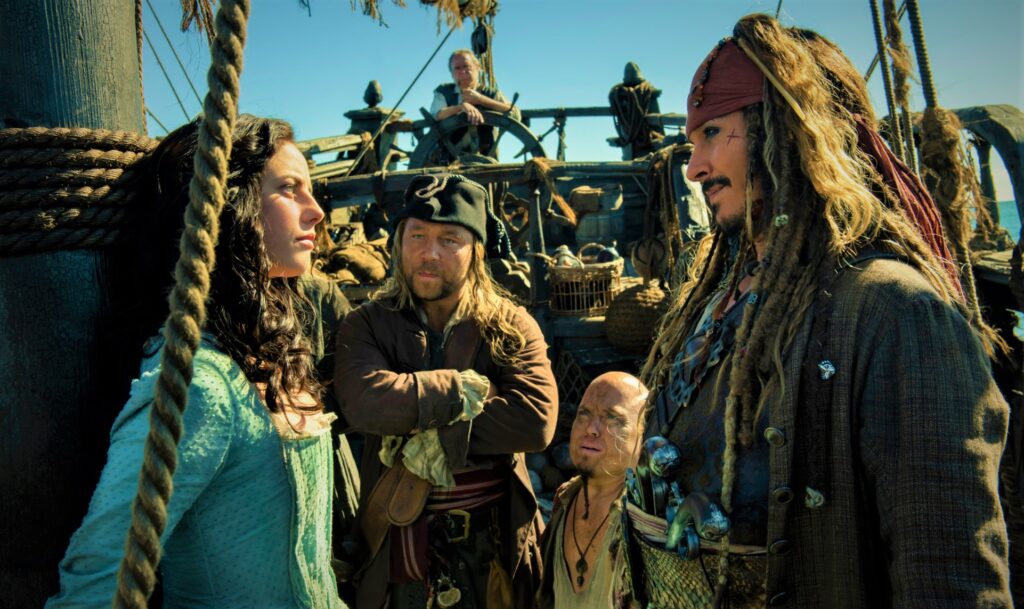 Kaya Scodelario looking hot in Pirates of the Caribbean: Dead Man Tell No Tales (2017)