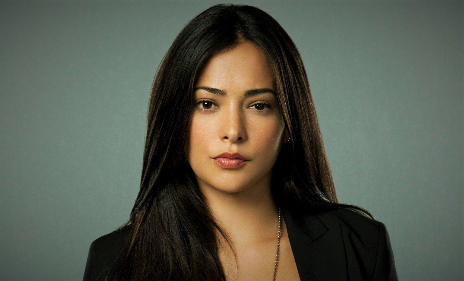 latest HD picture of Natalie Martinez