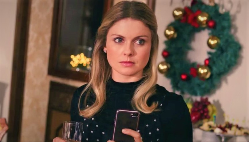 Sexiest look of Rose Mciver in the best comedy film A Christmas Prince (2017).