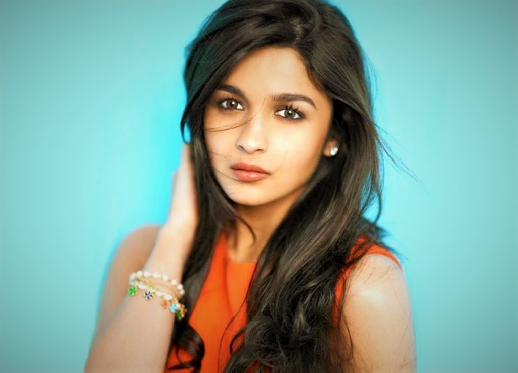 young Bollywood actress Alia Bhatt looking hot and cute in her latest photoshoot.