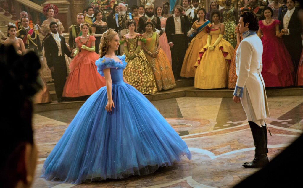 Lily James looking hot as Cinderella in the best fantasy film.