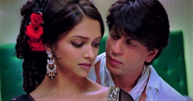 Shah Rukh Khan and Deepika Padukone hot scene in Om Shanti Om (2007)